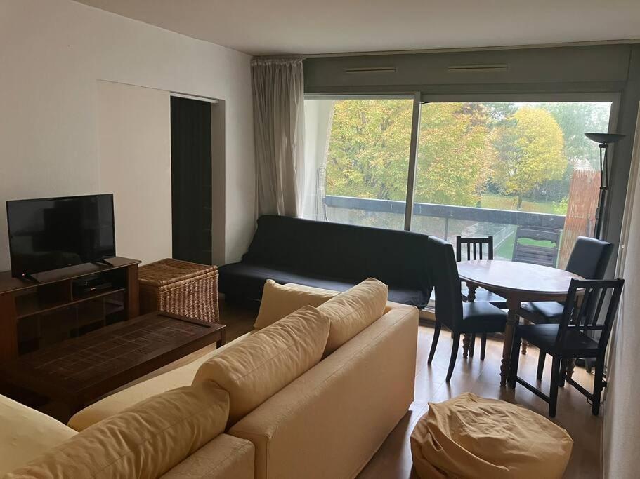 Cozy Flat In La Defense Apartamento Courbevoie Exterior foto